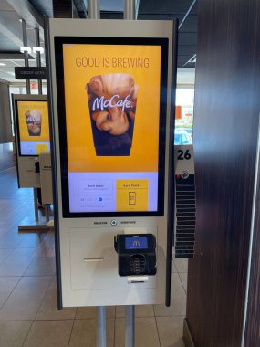 Grovetown, Ga USA - 03: 23: McDonalds fast food restoranının iç kesimi