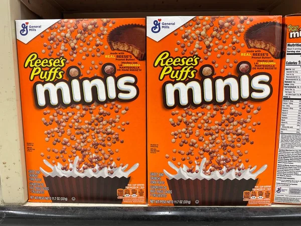 Grovetown Usa Lebensmittelgeschäft Reeses Cereal Minis — Stockfoto