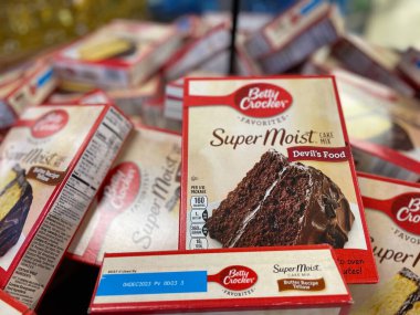 Grovetown, Ga USA - 11 02 22: Market Betty Crocker kek karıştırma kutusu