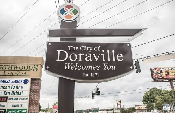 Doraville, Ga USA - 07 06 20: Doraville şehir sınırlarına hoş geldiniz