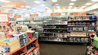 Augusta, Ga USA - 03: 13 22: İkinci ve Charles perakende mağazaları iç oyun ve kitaplar