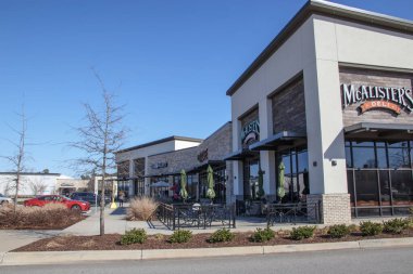 Augusta, Ga USA - 01 28: 21: McAlisters Şarküteri 'nin giriş kapısı