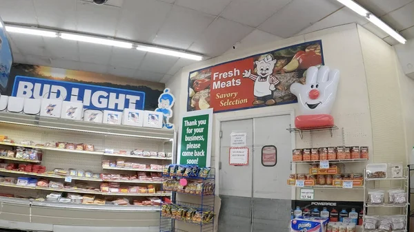 Warrenton Usa Piggly Wiggly食料品店のバナーと看板 — ストック写真