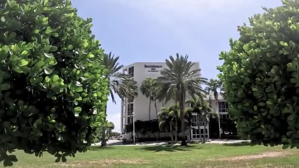 Treasure Island Florida Usa Treasure Island Pov Walking Residence Inn — Stockvideo