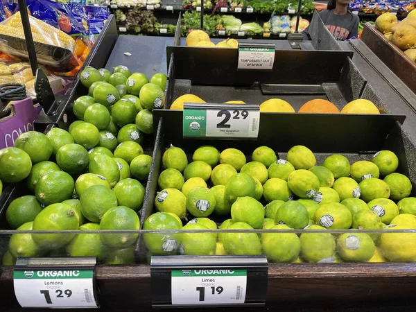 Grovetown Usa Walmart Interieur Biologische Limoenen Prijzen — Stockfoto