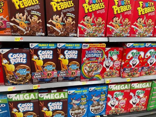 Grovetown Usa Walmart Tienda Minorista Interior General Mills Cereales Cacao —  Fotos de Stock