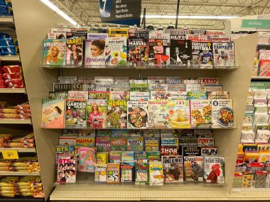 Grovetown, Ga USA - 06 26 2022: perakende market dergisi sergisi Haziran 2022