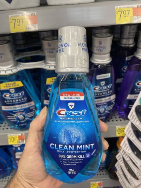 Grovetown, Ga USA - 103 03 22: Walmart perakende satış mağazası ağız gargarası