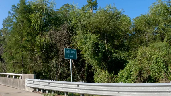 Stateboro Usa Вуличний Знак Малої Лоти Крік Перетин Мосту — стокове фото