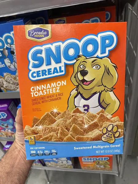 Grovetown Usa Walmart Retail Store Interior Snoop Cereal Brand Cinnamon Stok Lukisan  