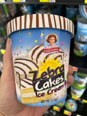Grovetown, Ga USA - 08 06 06: 23: Walmart Market Küçük Debbie dondurma dükkanı Zebra Kekleri