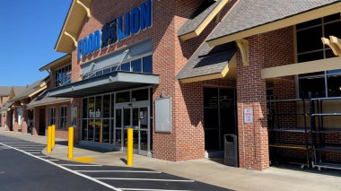 Grovetown, Ga USA - 02-16-22: Yiyecek Aslanı Marketi 2022 Dış giriş