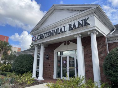 Lakeland, Fla USA - 12 09: 23 S.Florida Bulvarı 'ndaki Centennial Bank.