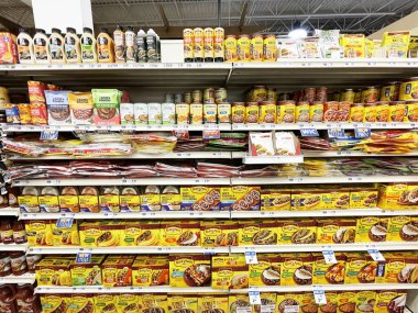 Grovetown, Ga USA - 118-21: Food Lion Market İçişleri 2021 Taco Kit Bölümü