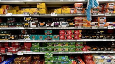 Lakeland, Fla USA - 12: 15 23: Market K cup kahve bölümü çeşitliliği