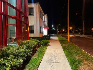 Lakeland Fla, ABD - 05: 18: 24 Florida Güney Koleji gece kaldırımında