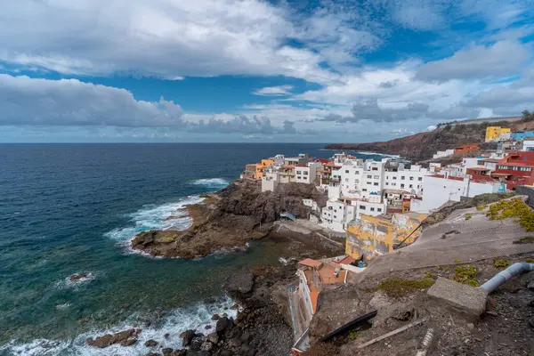 シースケープ カレタ アーリャの町の景色を眺める ガルダール グラン カナリア カナリア諸島 スペイン ロイヤリティフリーのストック写真