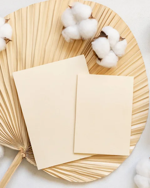 Blank Cards Dried Palm Leaf Cotton Flowers Top View Mockup — Stock Photo, Image