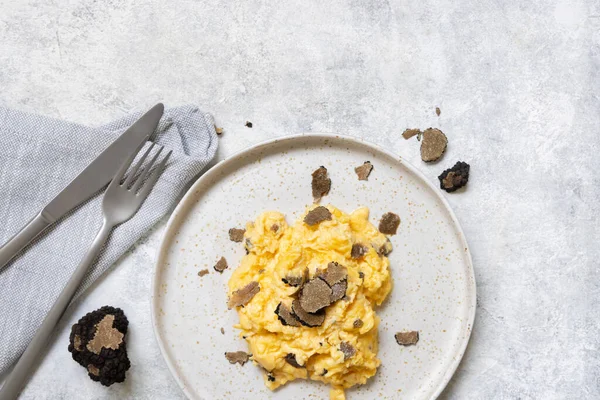 Scrambled Eggs Sliced Fresh Black Truffles Italy Served Plate Fork — Stock Photo, Image