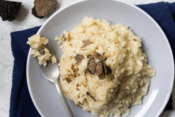 Risotto Wild Porcini Mushrooms Black Truffles Italy Served Plate Top — Stock Photo, Image