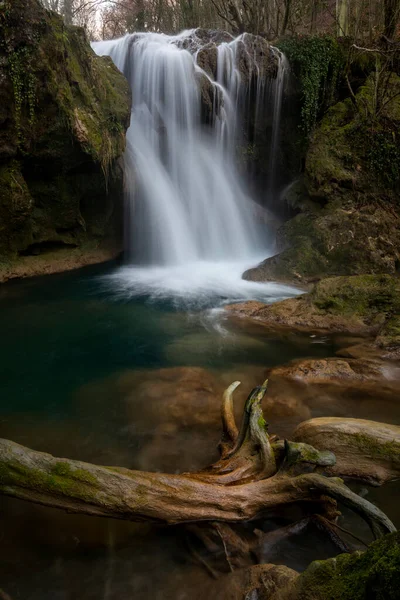 Waterfall Winter Vaioaga Imágenes De Stock Sin Royalties Gratis