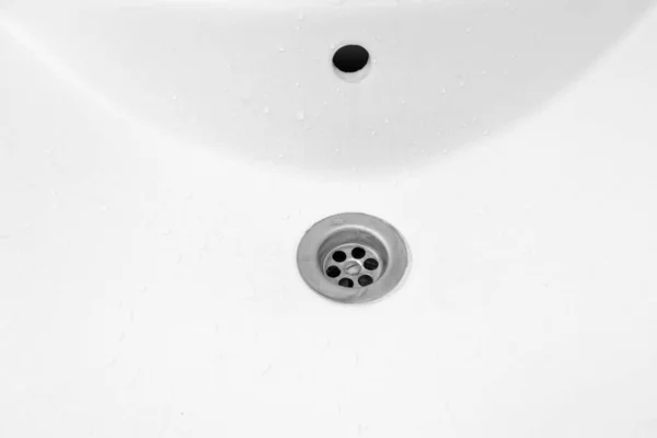 White Ceramic Hand Wash Wet Sink Bathroom Top View Close — Stock Photo, Image
