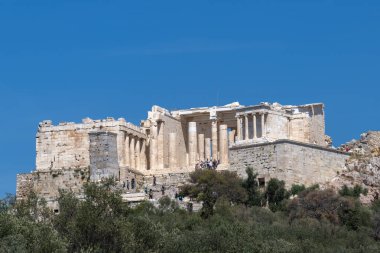 Atina, Yunanistan 24 Nisan 2023 Atina, Yunanistan 'daki Akropol' e açılan törensel kapı.