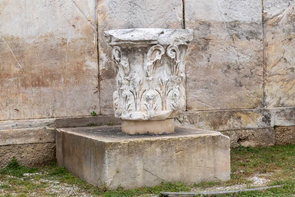 Ruinerna Hadrianus Bibliotek Nära Monastirakitorget Aten Grekland — Stockfoto