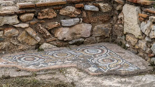 Mosaik Våning Vid Ruinerna Hadrianus Bibliotek Nära Monastirakitorget Aten Grekland — Stockfoto