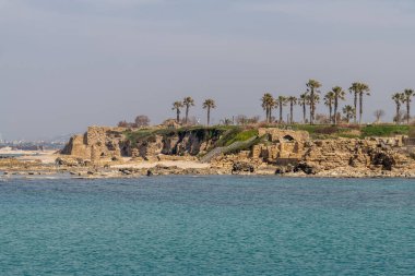 Caesarea, İsrail 'deki Akdeniz kıyısındaki antik Caesarea kalıntıları.