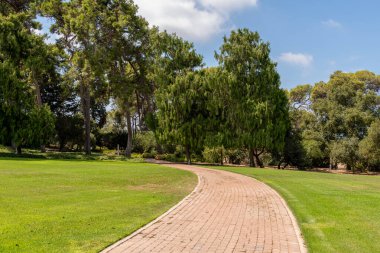İsrail 'in Zichron Yaakov yakınlarındaki güzel peyzaj parkı Ramat Hanadiv' e.. 