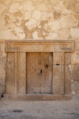 Bet She 'arim, Kiryat Tivon, İsrail' deki Tabut Mağarası 'nın yan kapısı..