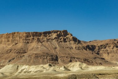 İsrail 'deki otobandan Masada manzarası.