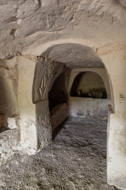 İsrail Kiryat Tivon 'daki Beit She' arim Ulusal Parkı 'ndaki Lulav Mağarası' nda..