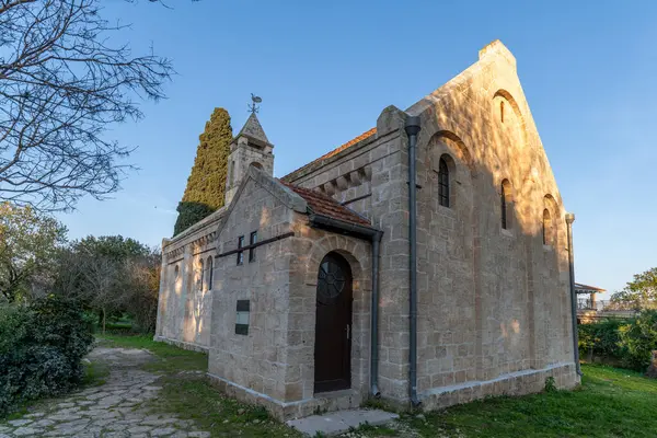 Eski Waldheim Kilisesi, İsrail 'deki Alonei Abba' da Almanlar tarafından Tapınak Tarafından inşa edildi..