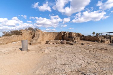 Caesarea, İsrail 'deki Akdeniz kıyısındaki antik Caesarea kalıntıları.