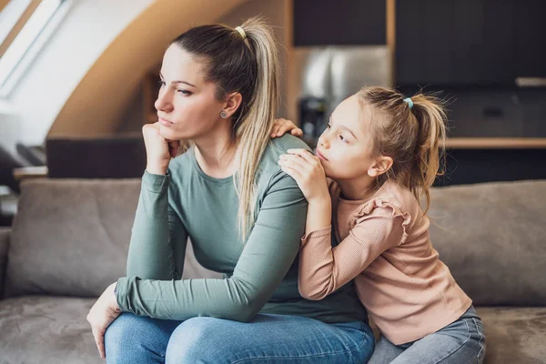 Daughter Trying Comfort Her Mother Conflict — Stock Photo, Image