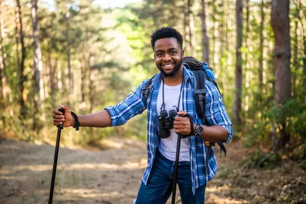 Portrait Young Man Enjoys Hiking Nature Stockfoto