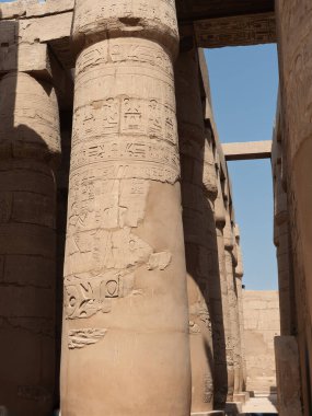 Karnak Luxor Tapınağı 'ndaki Büyük Hipostiyle Salonu