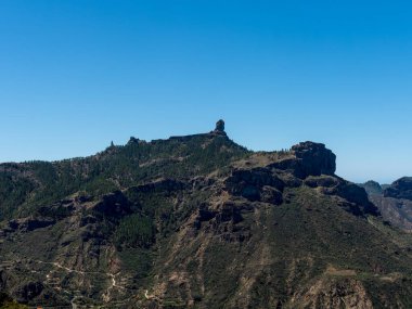 Panoramic view from the Degollada de las Palomas viewpoint, appreciating the Caldera de Tejeda clipart