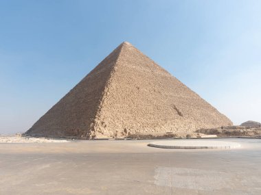Panoramik manzara Giza Piramidi, El Kahire Mısır 'daki Keops