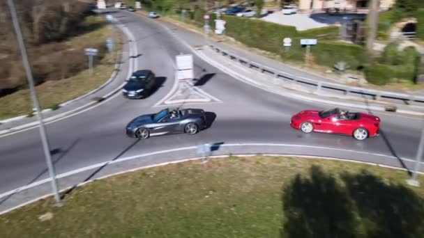 Rome Italy November 2022 Ferrari Lamborghini Спортивні Автомобілі Їдуть Всередині — стокове відео