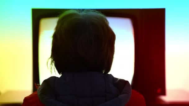 Back View Shot Middle Aged Woman Sitting Front Retro Television — 图库视频影像