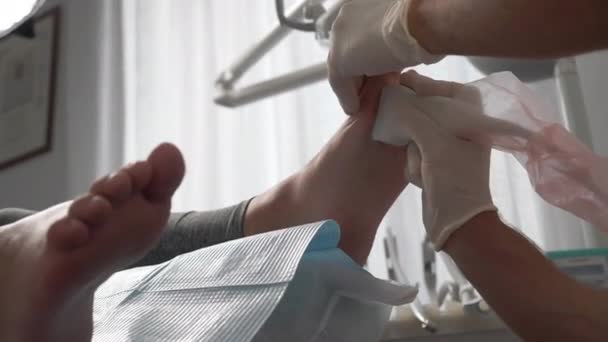 Contemporary Laser Scanner Medical Centre Examining Human Feet Establishing Diagnosis — Vídeo de Stock