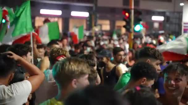 Rome Italien Juli 2021 Italienska Fans Firar Segern För Fotbollsmatchen — Stockvideo