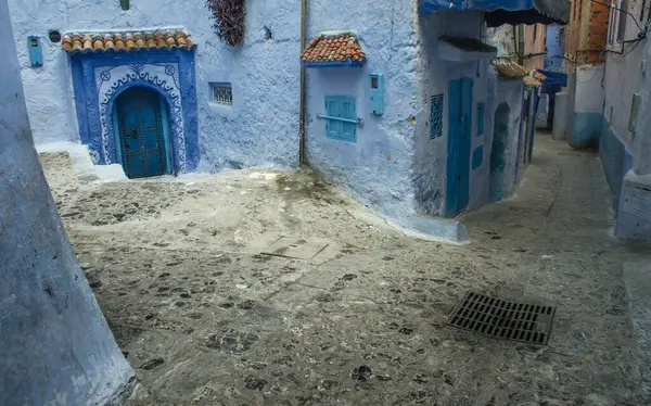 Fas 'ta Şef' in (mavi şehir) etrafında yürüyüş