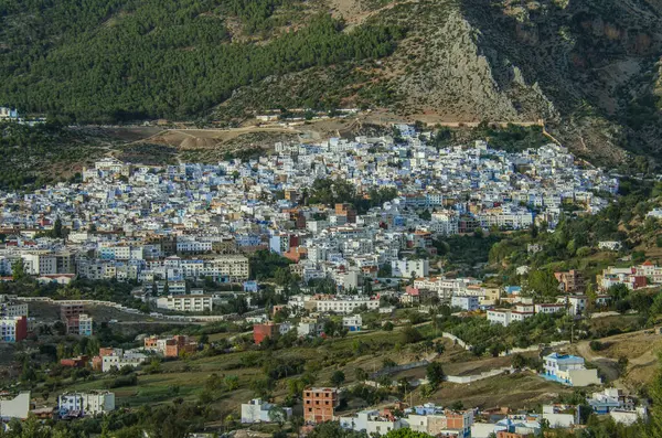 Fas 'ta Şef' in (mavi şehir) etrafında yürüyüş