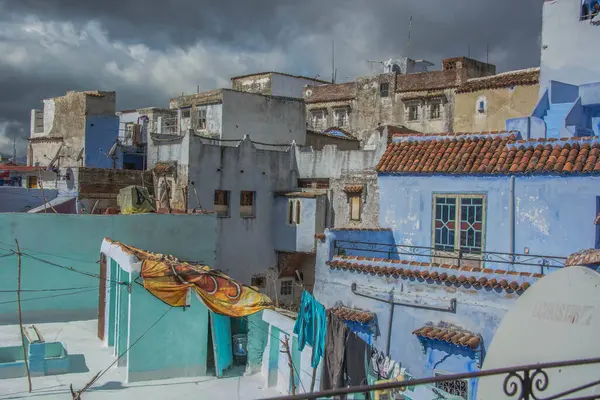 Fas 'ta Şef' in (mavi şehir) etrafında yürüyüş