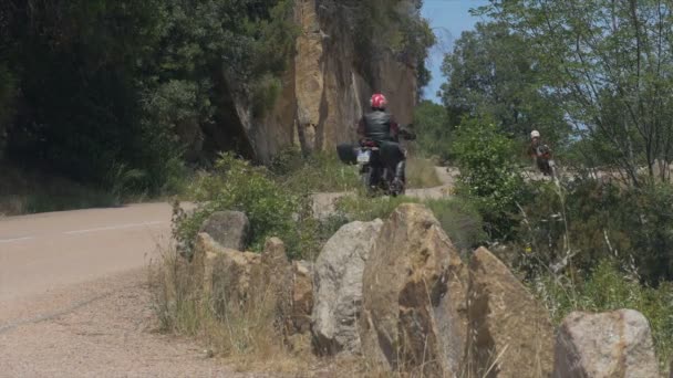 Motocyclistes Dans Les Rues Corse — Video