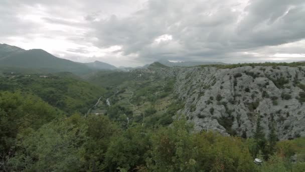 克罗地亚美丽的山地景观 — 图库视频影像